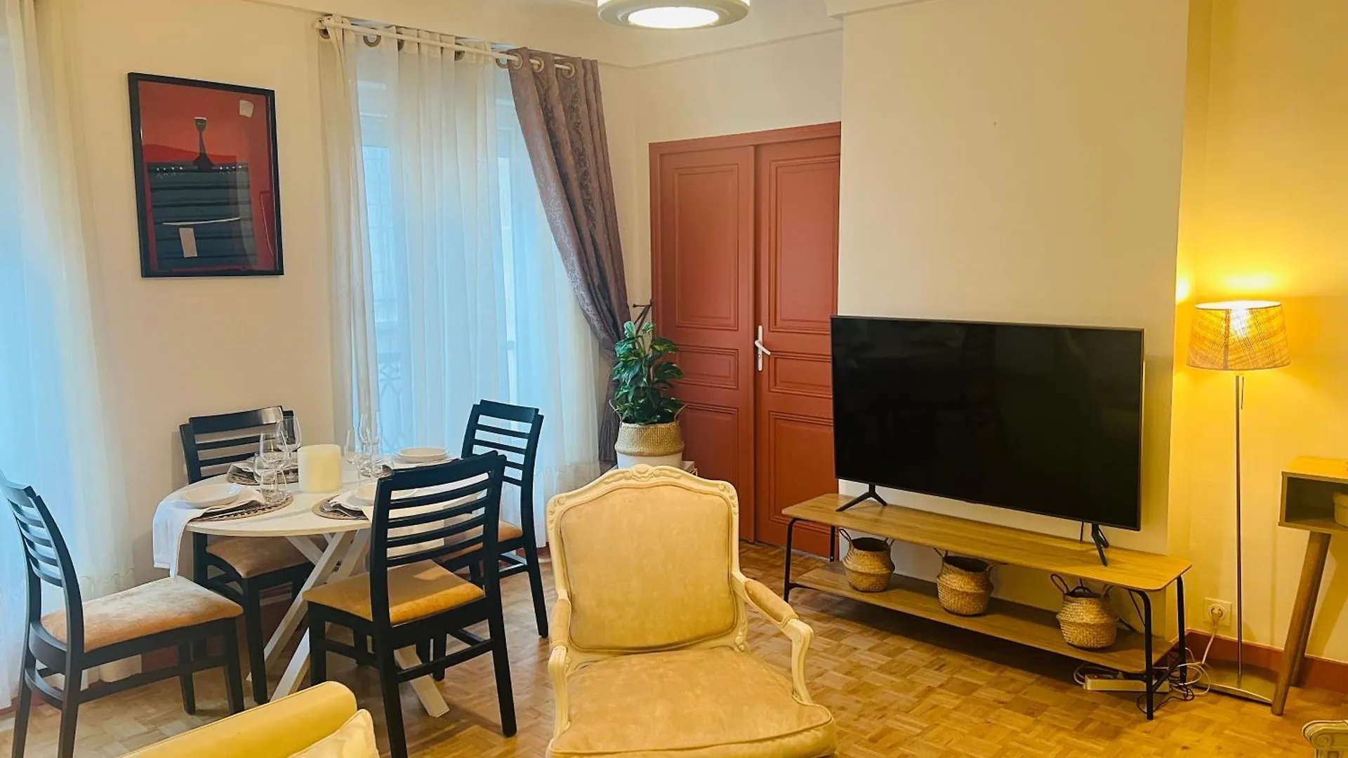 Colisee Parijs Appartement