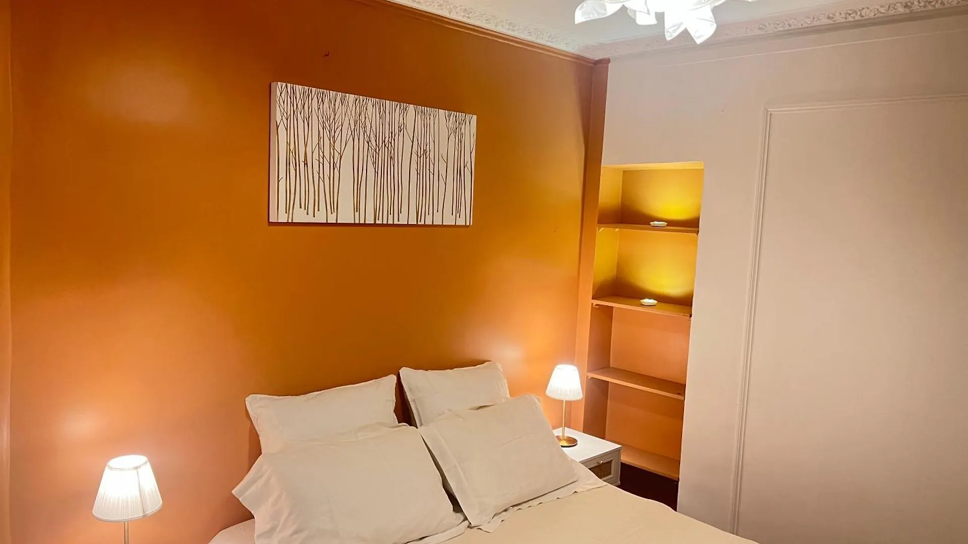 Apartment Colisee Paris