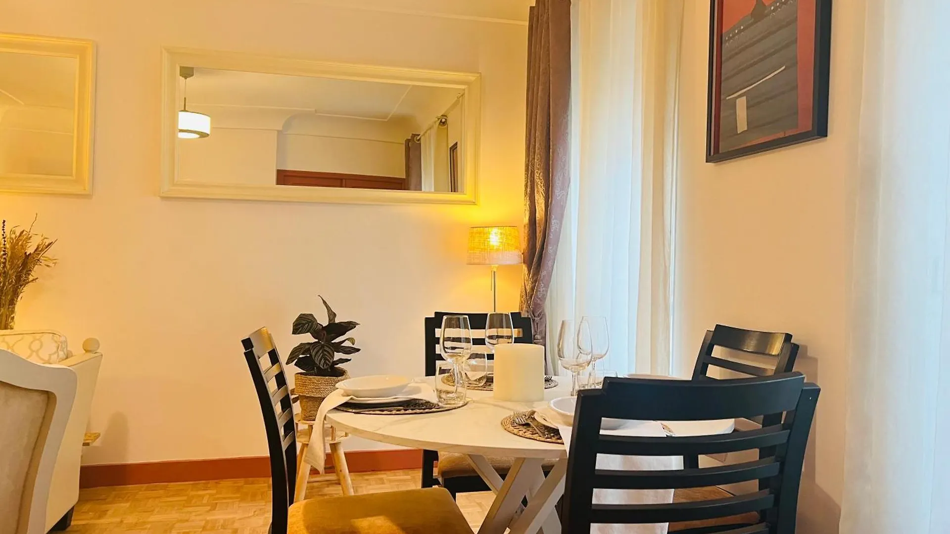 Apartment Colisee Paris France